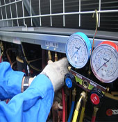 空冷チリングユニット 点検作業